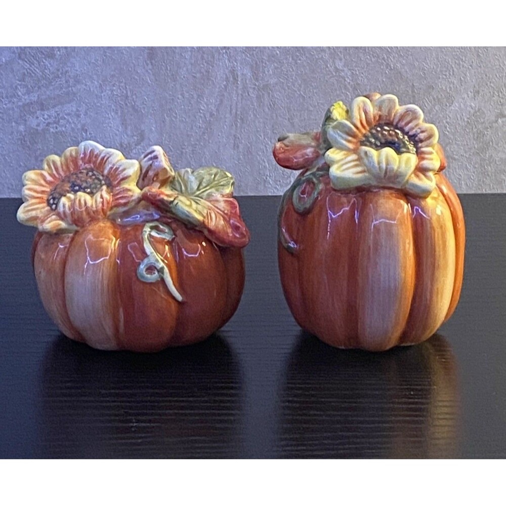Cracker Barrel Pumpkin Sunflower Family Blessings Salt And Pepper Shakers Set